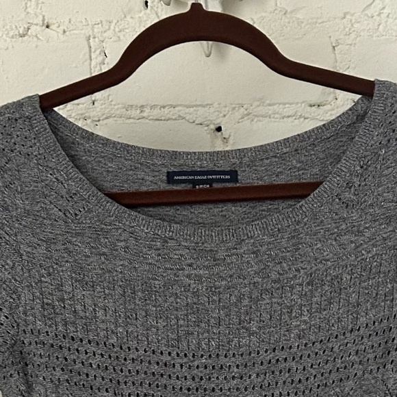 American Eagle Cozy Knit Sweater Dress
Size: Small
EUC - Picture 2 of 8